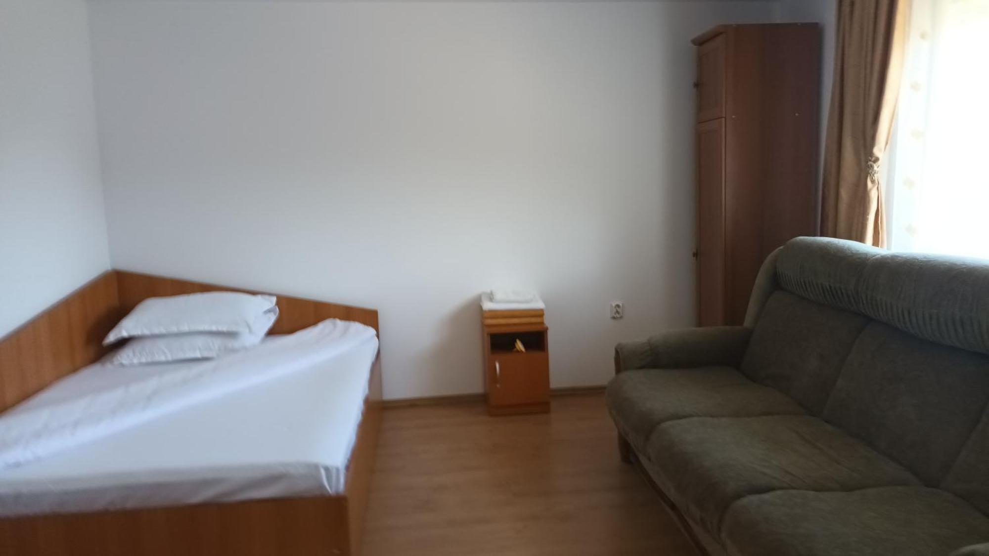 Vila Nadia Hotel Oesti-Paminteni Room photo